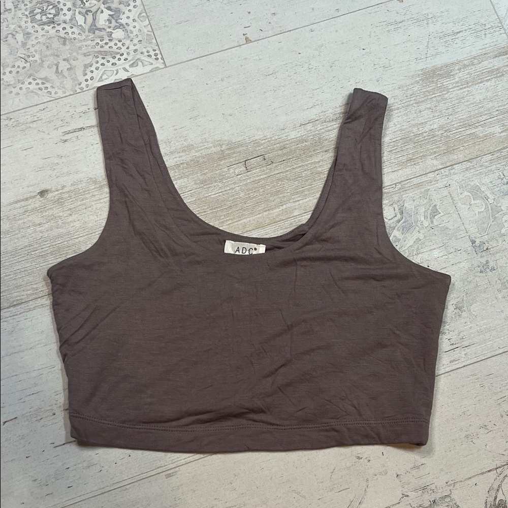 ADC Taupe Cropped Tank Top Size Large